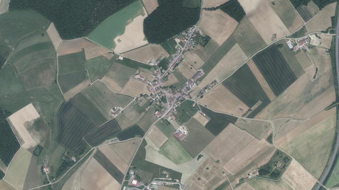 Photo 2 — Auzainvilliers, Vosges (88140)
