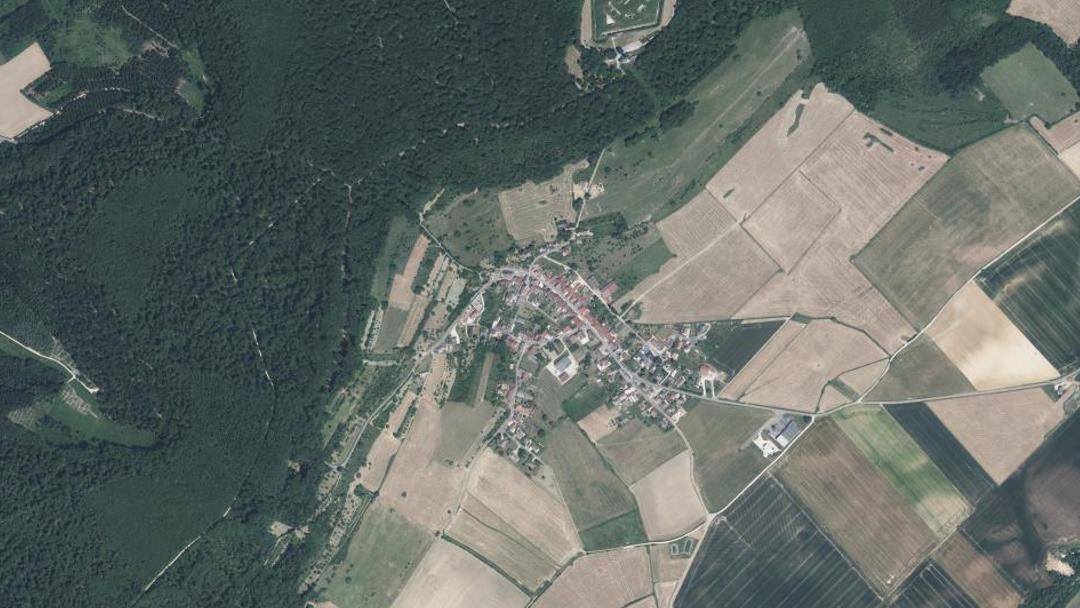 Photo 2 — Mont-lès-Neufchâteau, Vosges (88300)