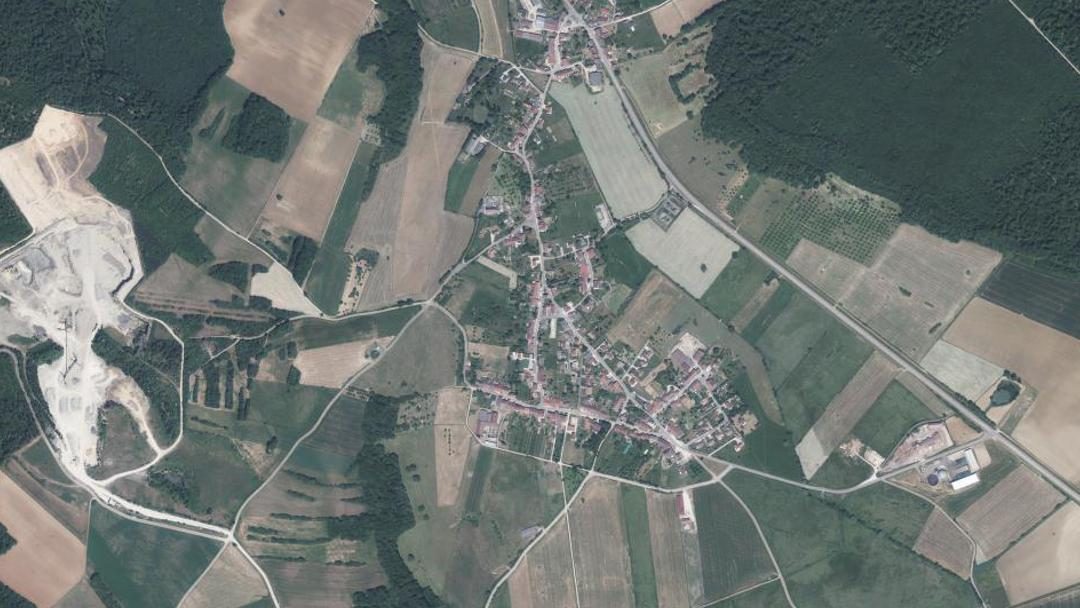 Photo 2 — Rouvres-la-Chétive, Vosges (88170)