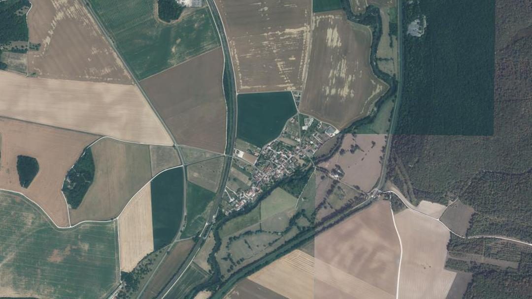 Photo 2 — Perrigny-sur-Armançon, Yonne (89390)