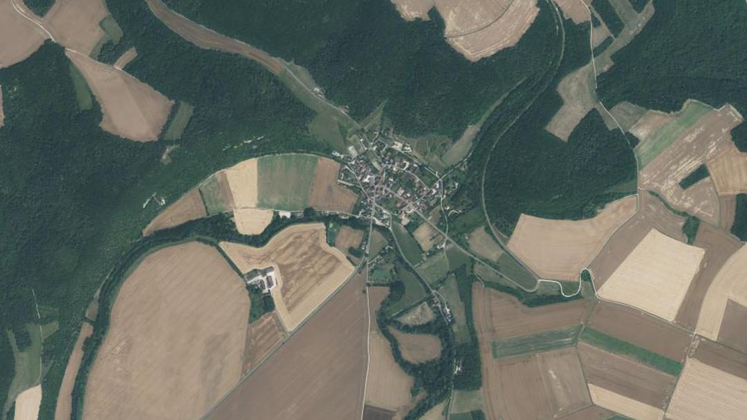 Photo 2 — Saint-Martin-sur-Armançon, Yonne (89700)