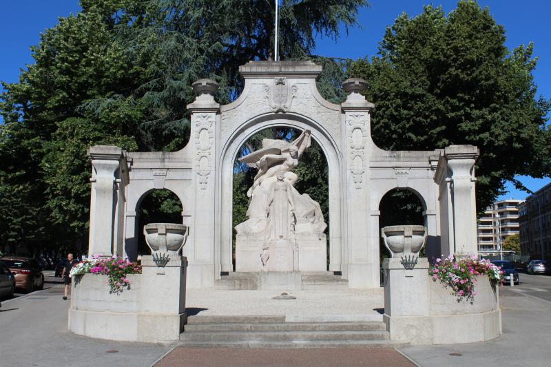 Monument aux morts