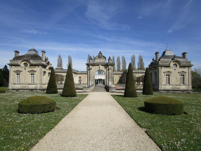 Château de Blérancourt, ancien château des Ducs de Gesvres, actuellement Musée national de la coopération franco-américaine ou Musée national des Deux-Guerres
