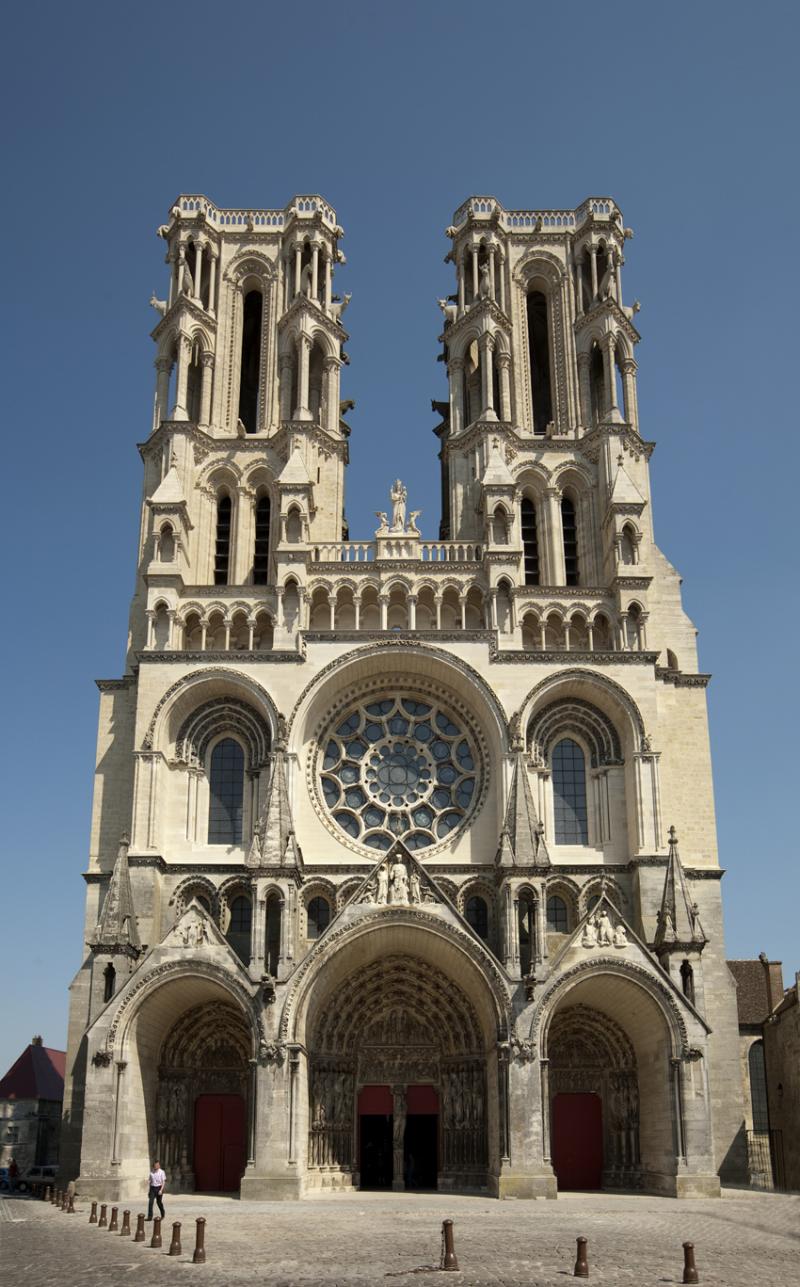 Ancienne cathédrale, actuellement église Notre-Dame, et cloître, Laon