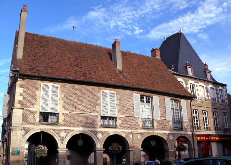 Bâtiment dit les anciennes Halles