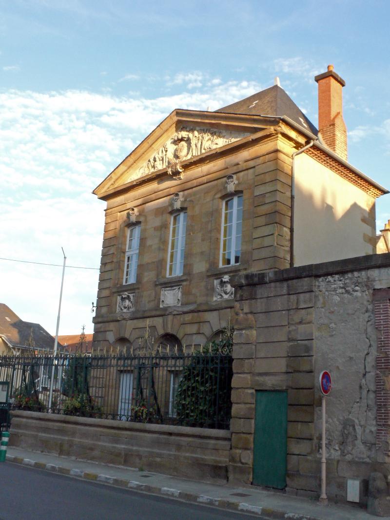 Ancien château d'eau