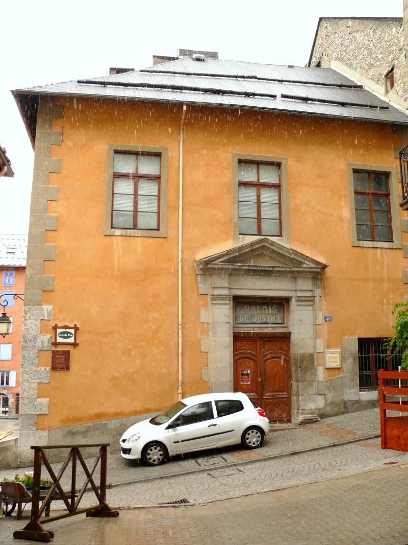 Immeuble dit ancienne maison du Roi, actuellement Palais de Justice