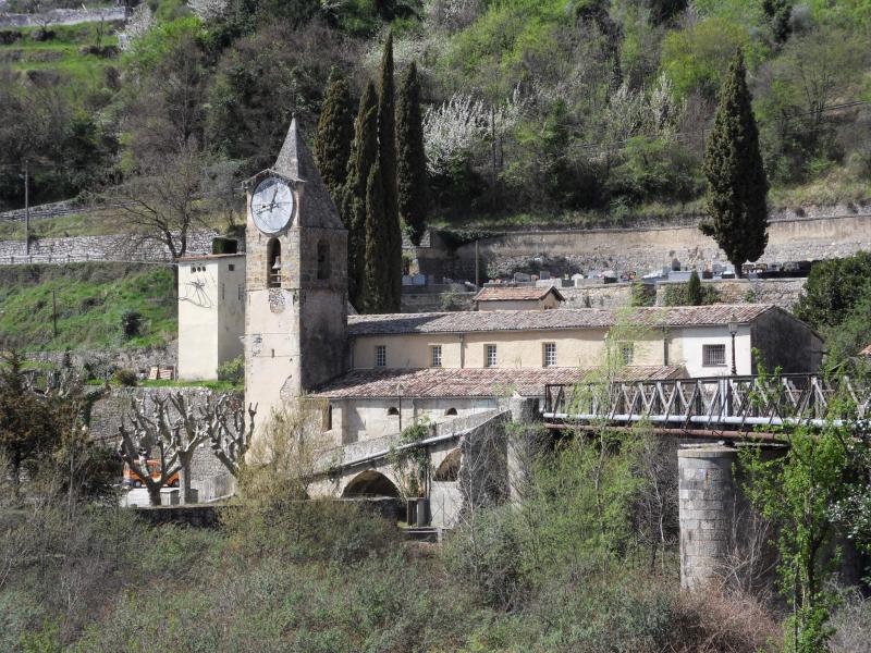 Eglise Saint-Michel-de-Gast, anciennement dite église des Templiers