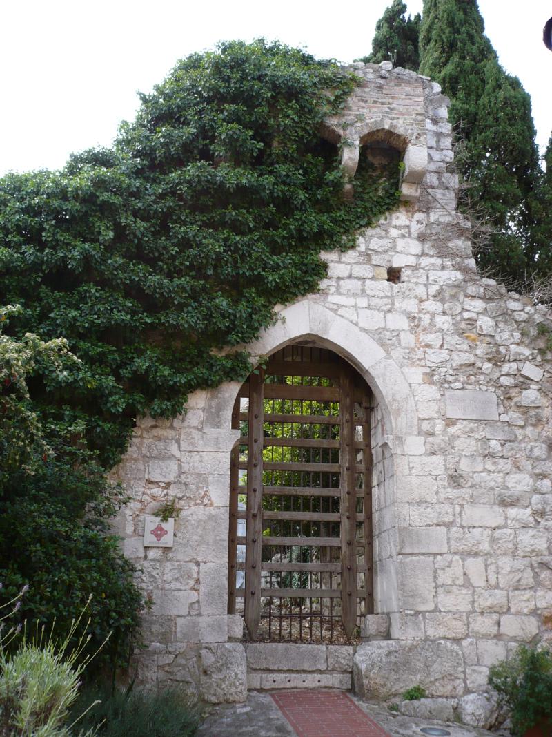 Enceinte du Moyen-âge (restes de l'), La Turbie