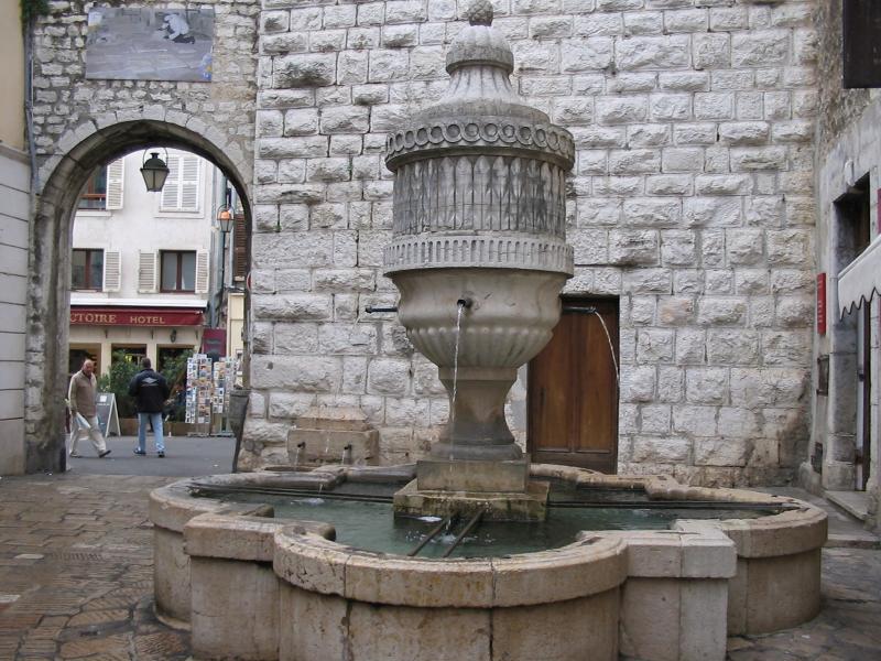 Fontaine publique