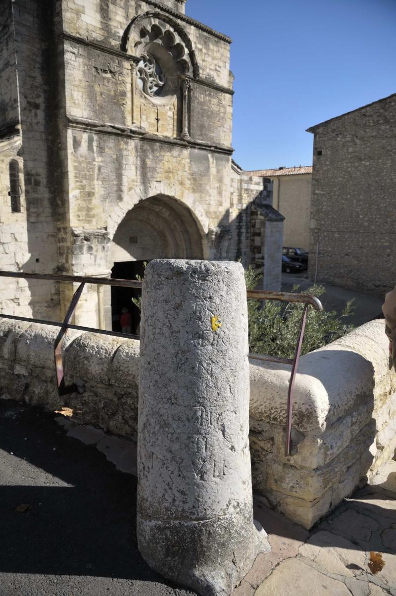 Deux bornes milliaires gallo-romaines