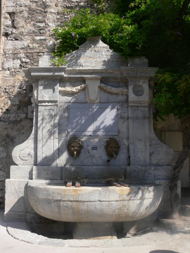 Fontaine publique