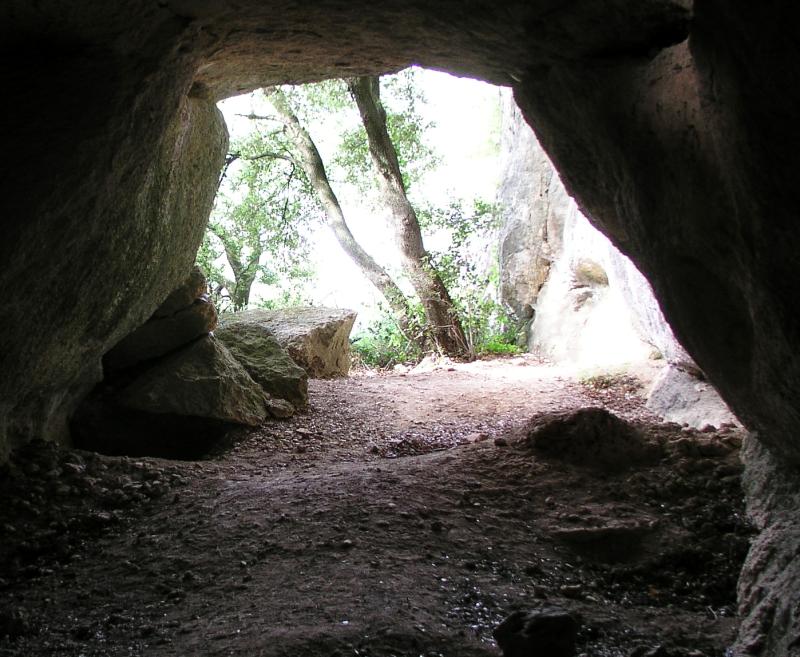 Grotte dite des Deux Ouvertures