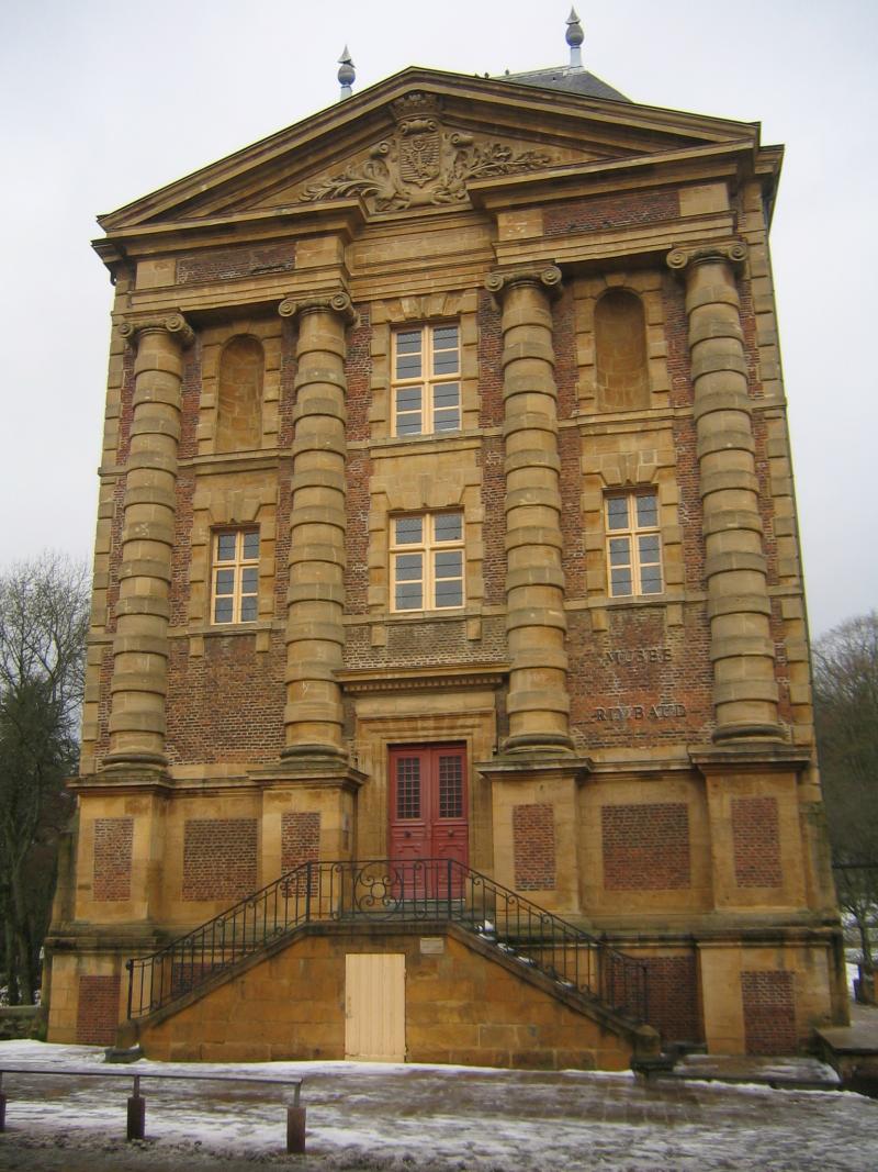 Vieux moulin, actuellement musées Rimbaud et de l'Ardenne, Charleville-Mézières
