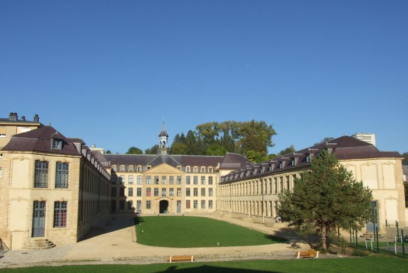 Ancienne manufacture royale de draps dite "le Dijonval"