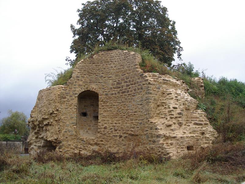 Ancien château de Lumes