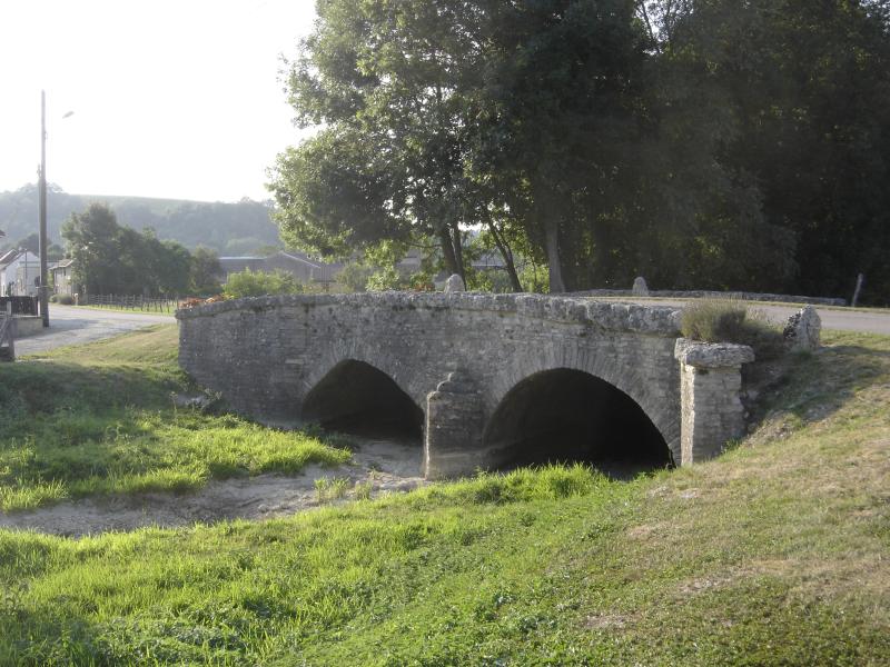 Pont dit "Pont romain sur le Landion"