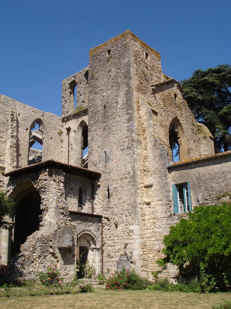 Abbaye de Villelongue (restes de l'ancienne)