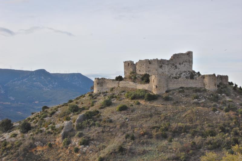 Ensemble des vestiges du château d'Aguilar