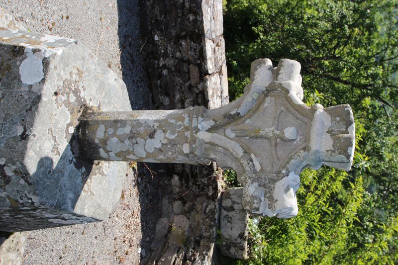 Croix de pierre