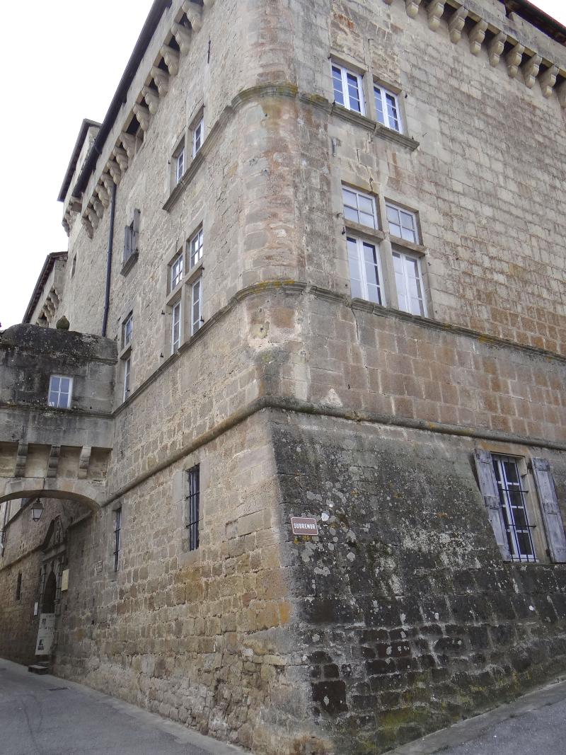 Château de Saint-Beauzély, actuellement musée d'art et de tradition populaire