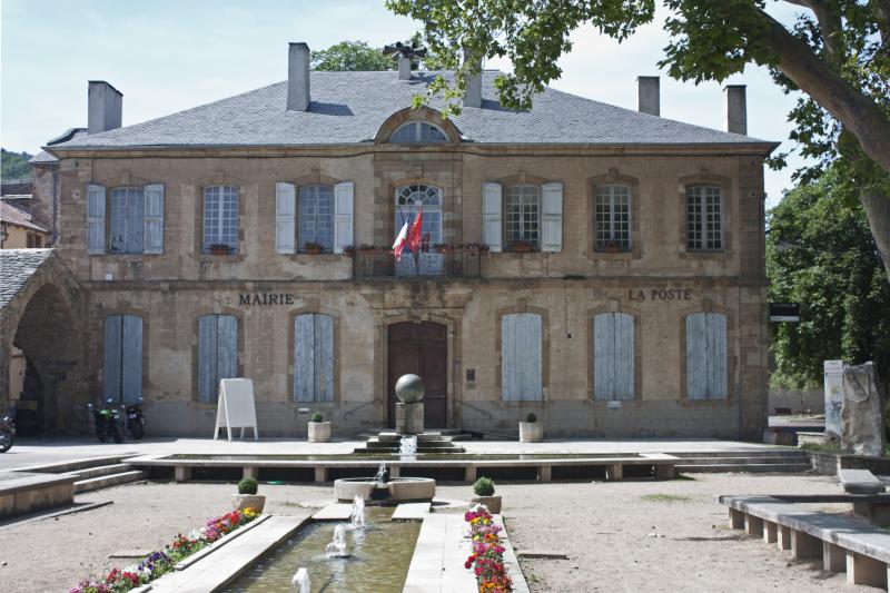 Ancien hôtel Ayrolle des Angles, actuellement hôtel de ville