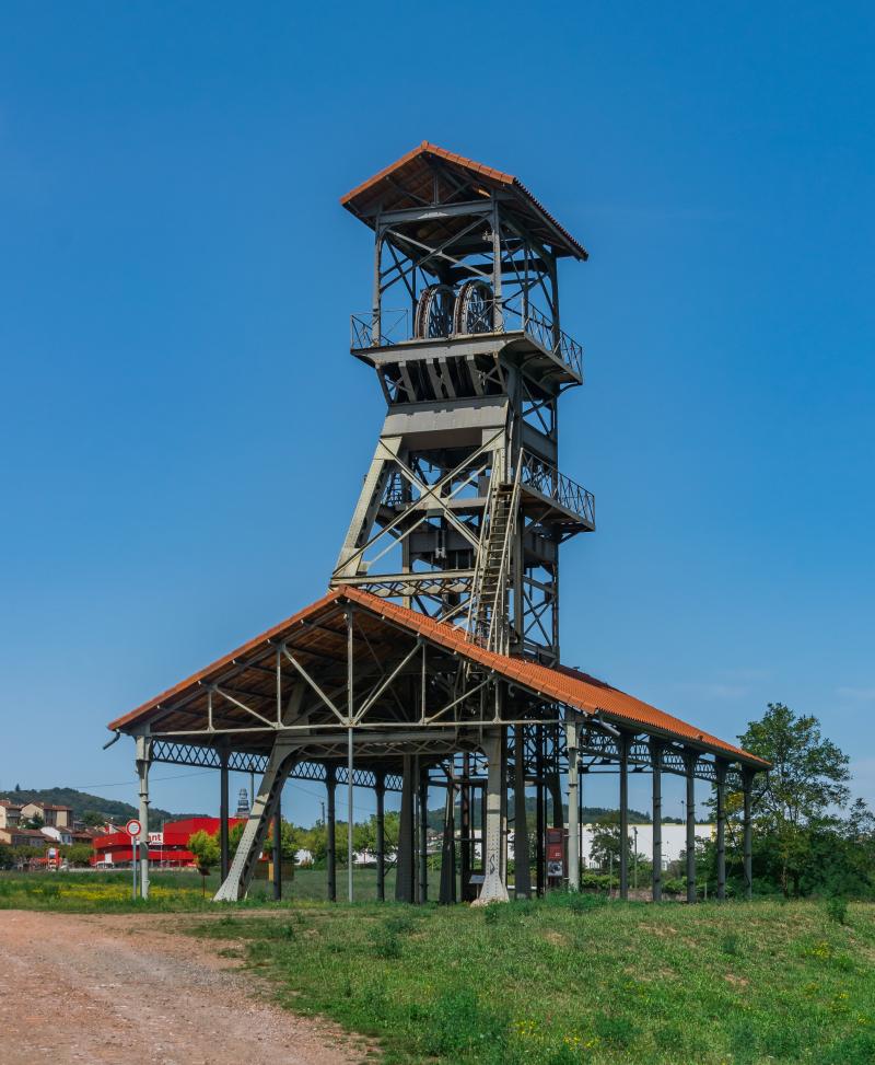 Chevalement du puits de mine de la Découverte