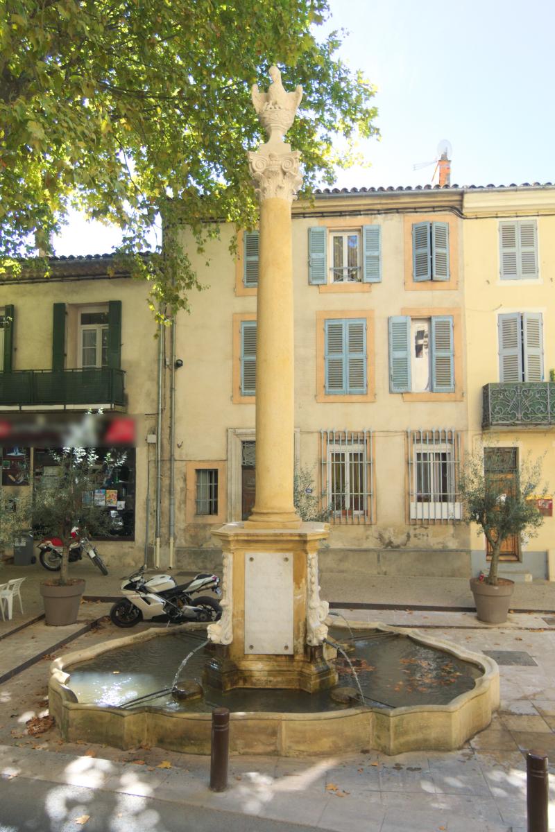 Fontaine dite du Pélican