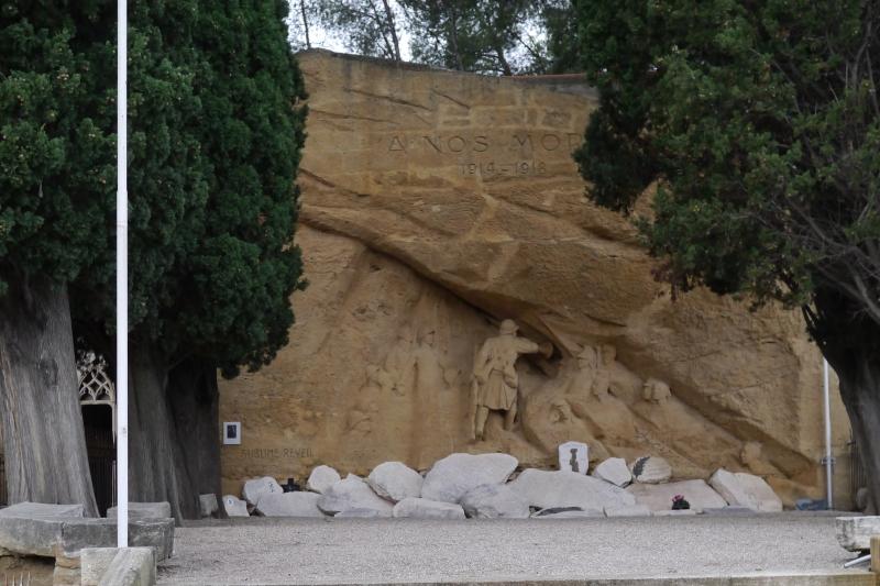 Monument aux morts de la guerre de 1914-1918, dit aussi Monument du Sublime Réveil ou monument d'Eugène Piron