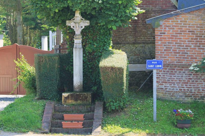 Croix de chemin ou croix Rollon