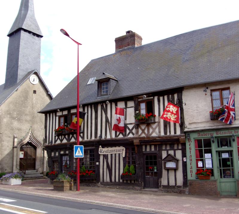 Manoir de Blanche de Castille, L'hôtellerie