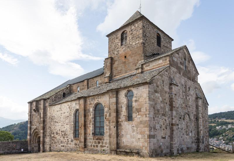Eglise Saint-Pierre de Bredons