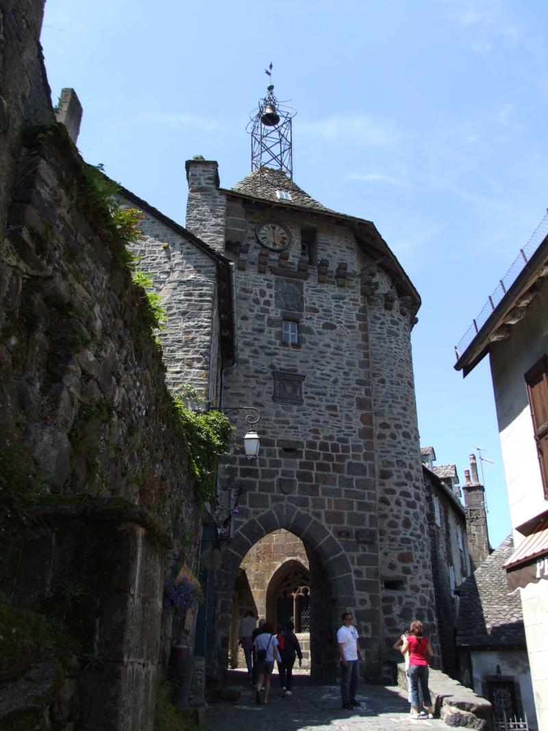 Beffroi appelé aussi Tour de l'horloge