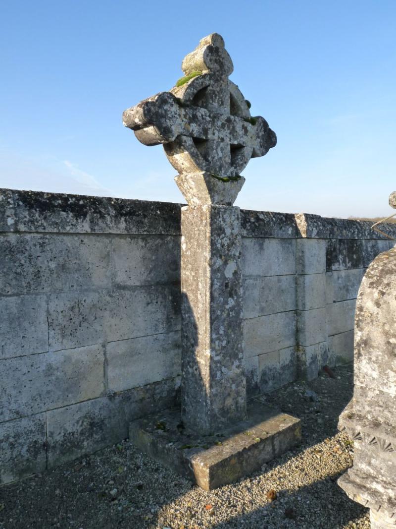 Croix de l'ancien cimetière, Barret