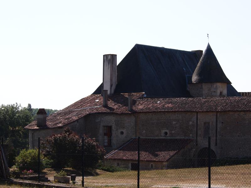 Château d'Ordière, Benest