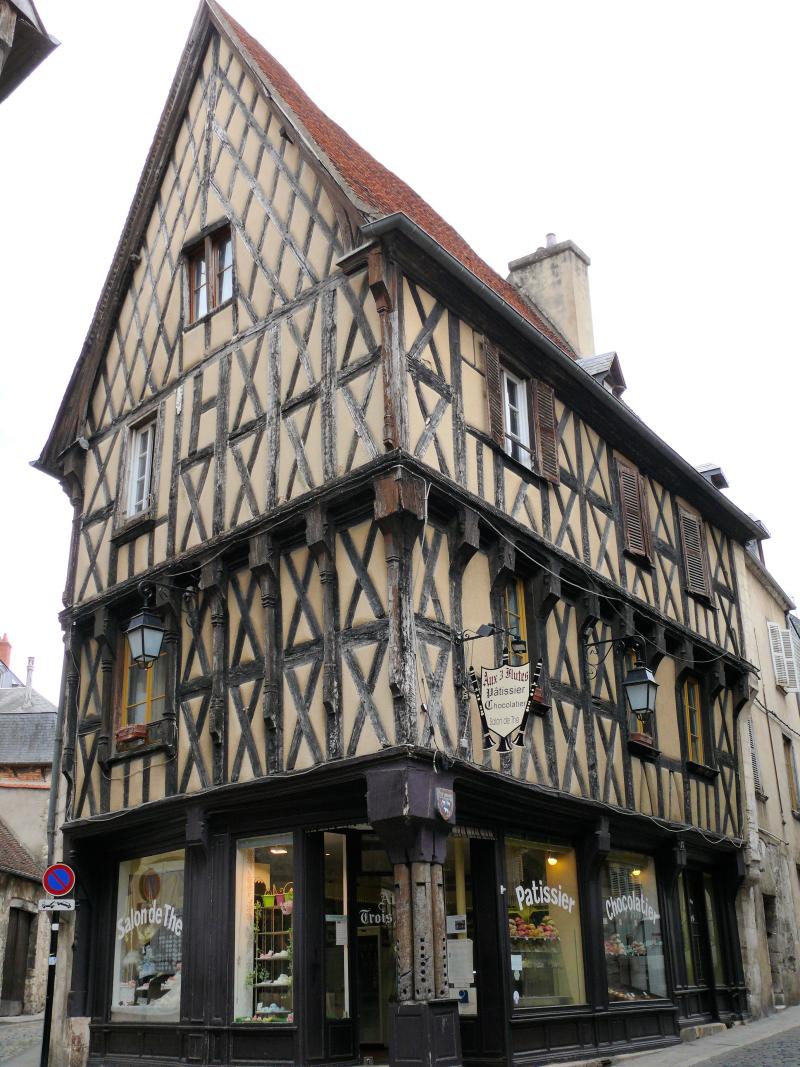 Maison de bois dite Maison des Trois Flûtes