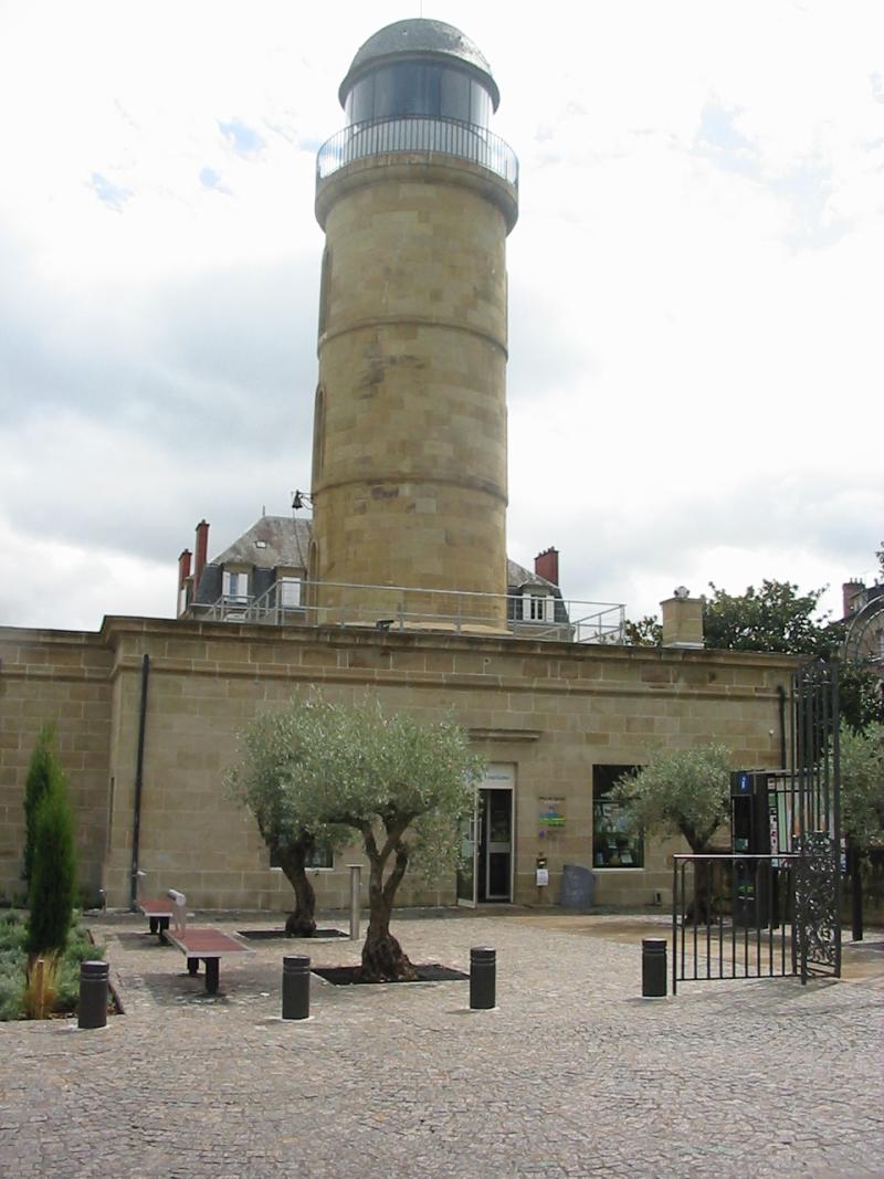 Ancien château d'eau