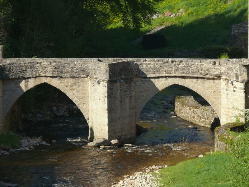Pont ancien sur la Vézère