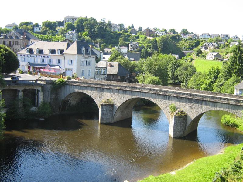 Pont Turgot sur la Vézère