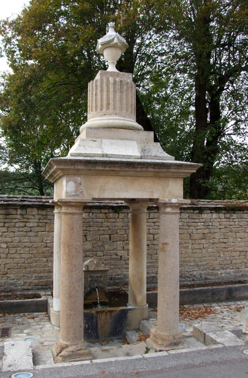 Fontaine, Baulme-La-Roche