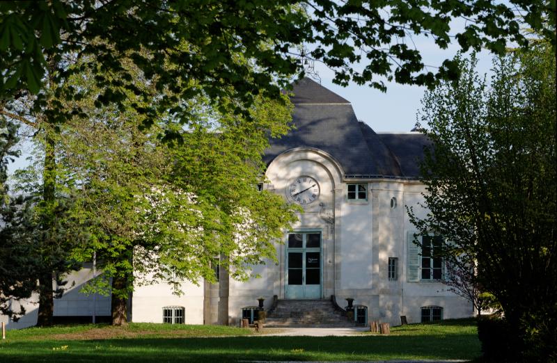 Castel situé dans le lycée technique du Castel, Dijon