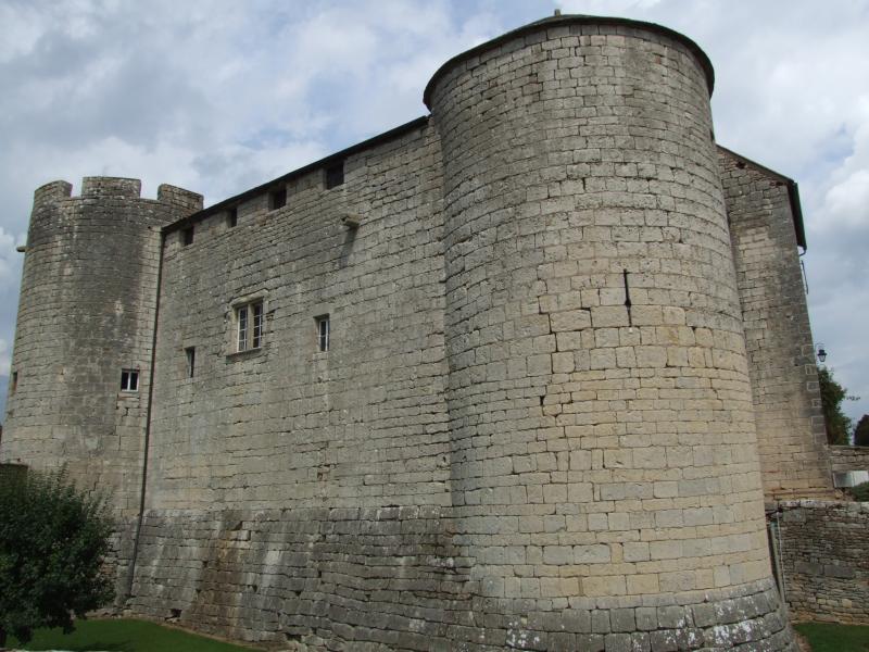 Château, Mont-Saint-Jean