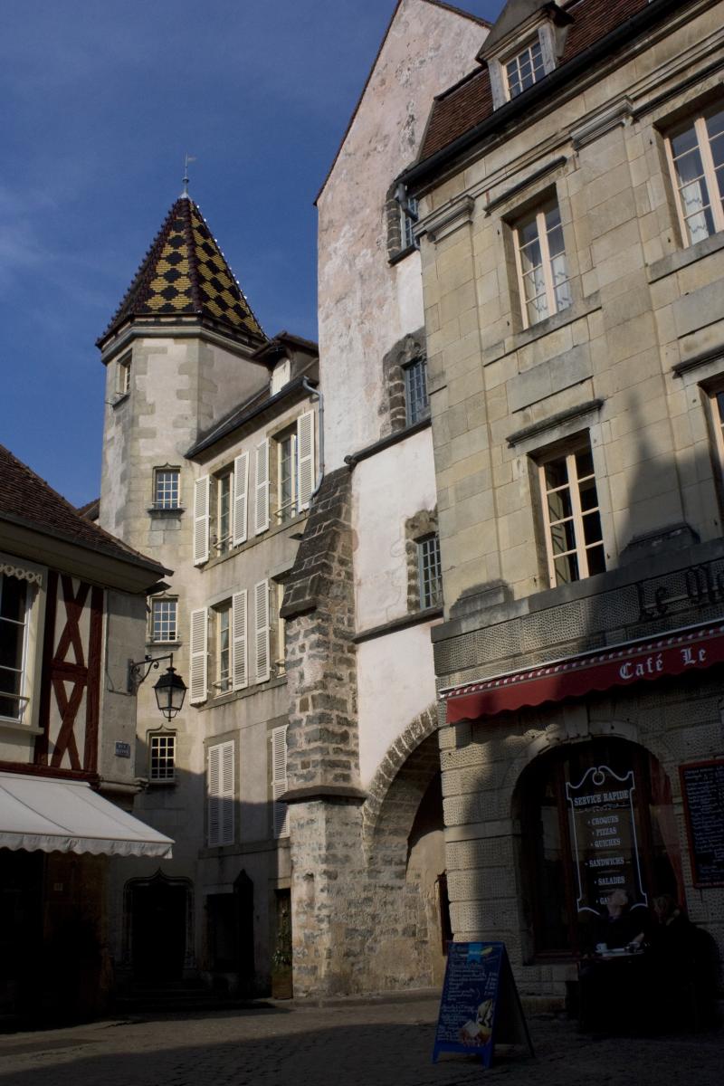 Demeure des Gouverneurs (ancienne), Semur-en-Auxois