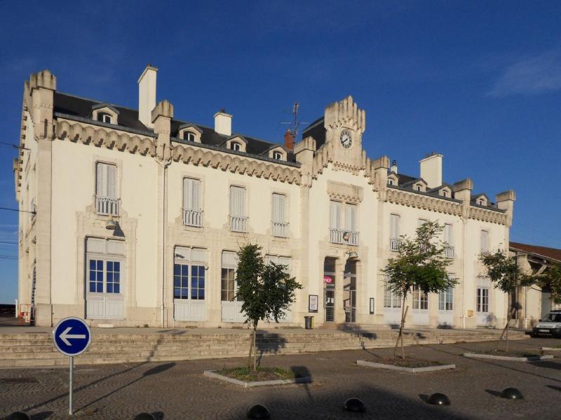 Gare d'Auxonne, Tillenay