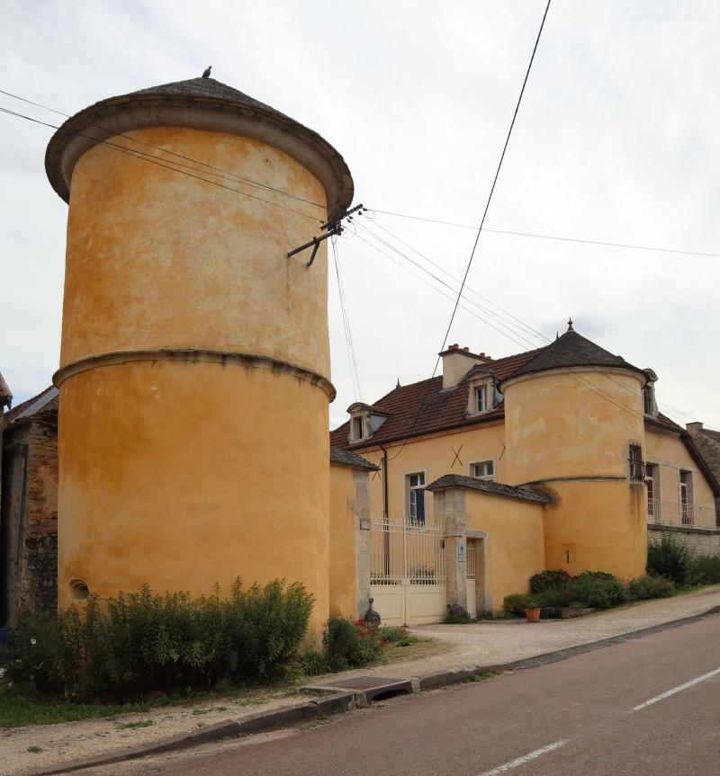 Maison-forte, Verrey-sous-Salmaise