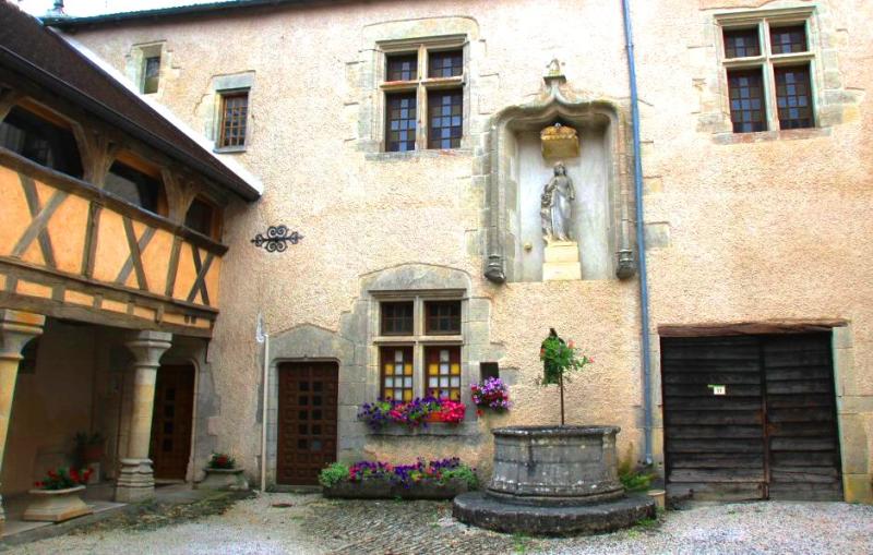 Château (ancien), Villers-La-Faye