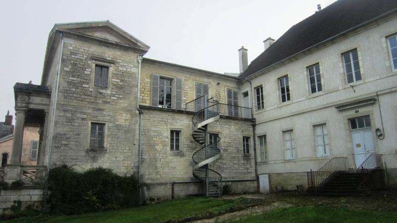 Ancien couvent des Carmélites et tribunal, Châtillon-sur-Seine