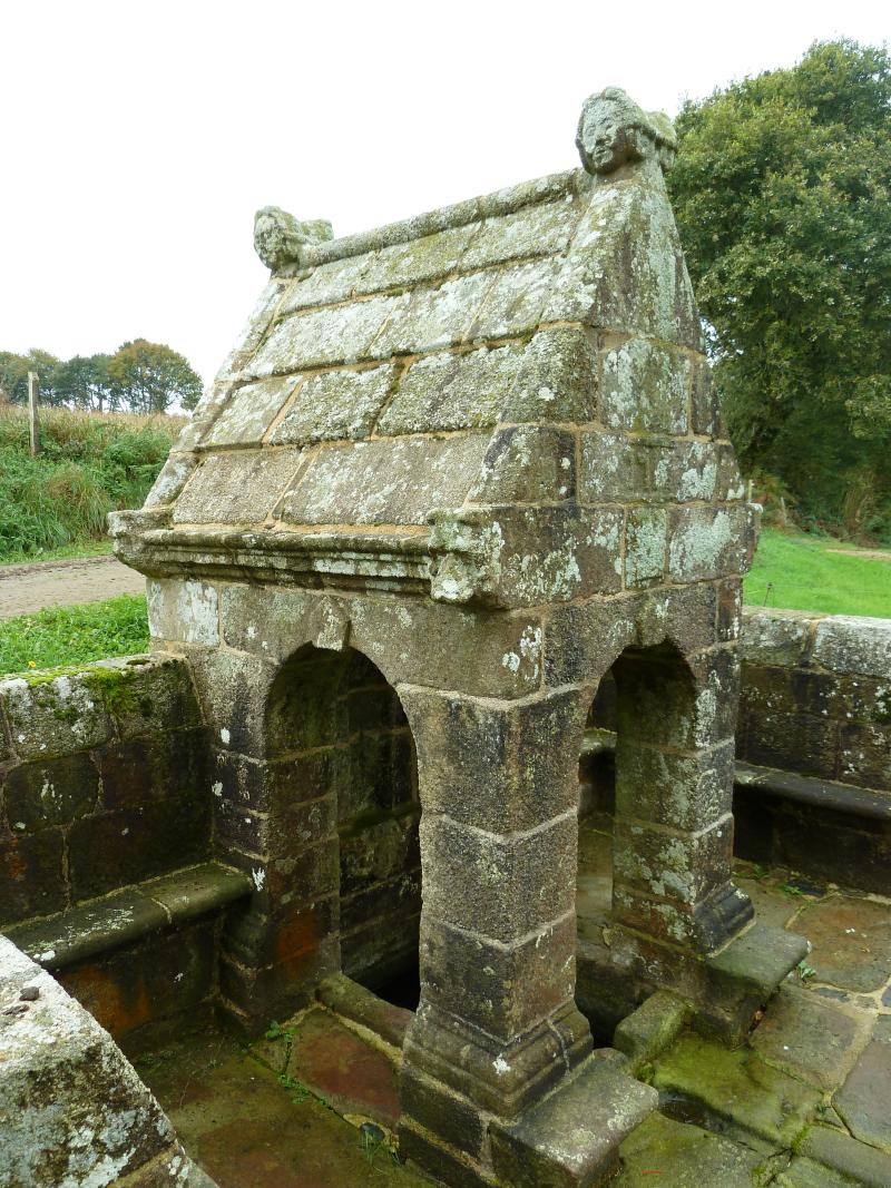 Fontaine Saint-Maur, Calanhel