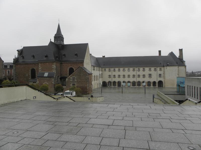 Ancien couvent des Dominicaines, Dinan