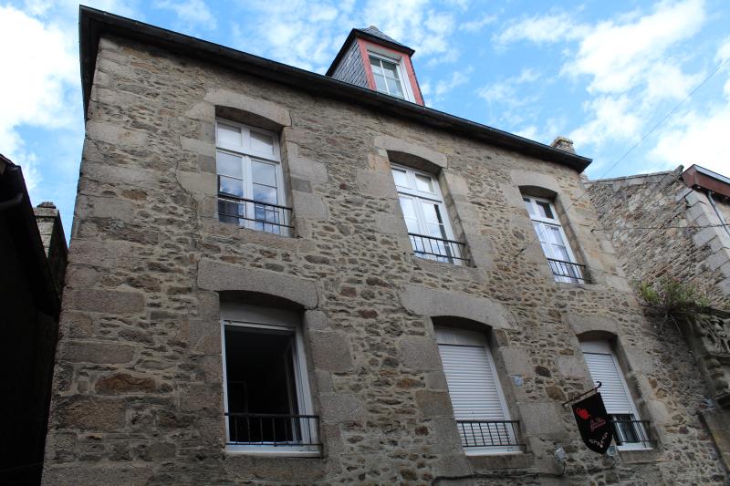 Maison, Dinan